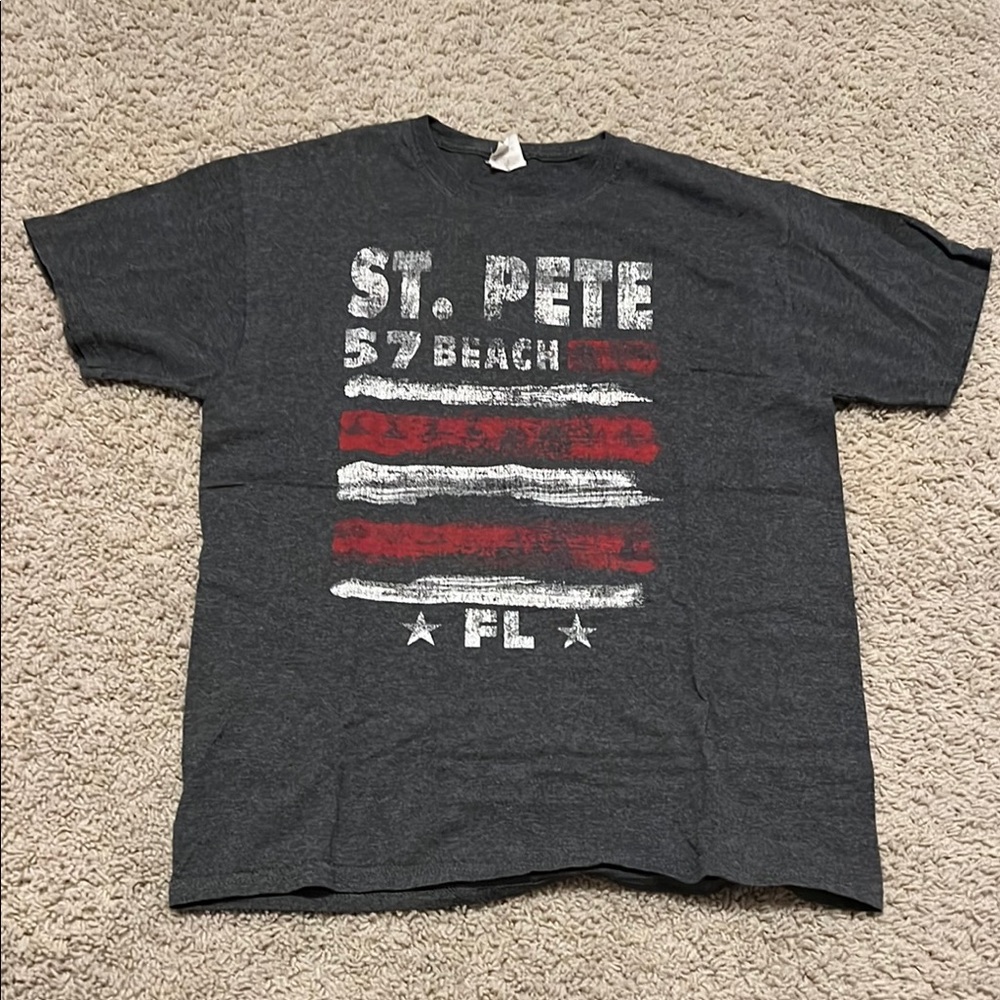 St. Pete Graphic Tee - Gray and Red